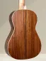 Preview: APC B OVA Traditional Bariton Ukulele aus massivem Ovangkol - Bodenansicht
