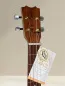 Preview: APC B OVA Traditional Bariton Ukulele aus massivem Ovangkol - Kopfansicht mit Logo