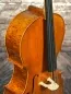 Mobile Preview: Halsansatz-vorne-Detailansicht eines Györke Francisc \"di Bottega\" Orchester Cello (Violoncello) Handarbeit 2018