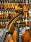 Mobile Preview: Schnecke-vorne-seitlich-Detailansicht eines Bivaj Árt Orchester Kontrabasses Modell GRANCINO Handarbeit 2021
