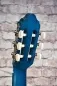 Mobile Preview: Kopf-unten-Detailansicht einer VALENCIA VC204TBU 4/4 Konzertgitarre (Klassische Gitarre) Modell Transparent blau