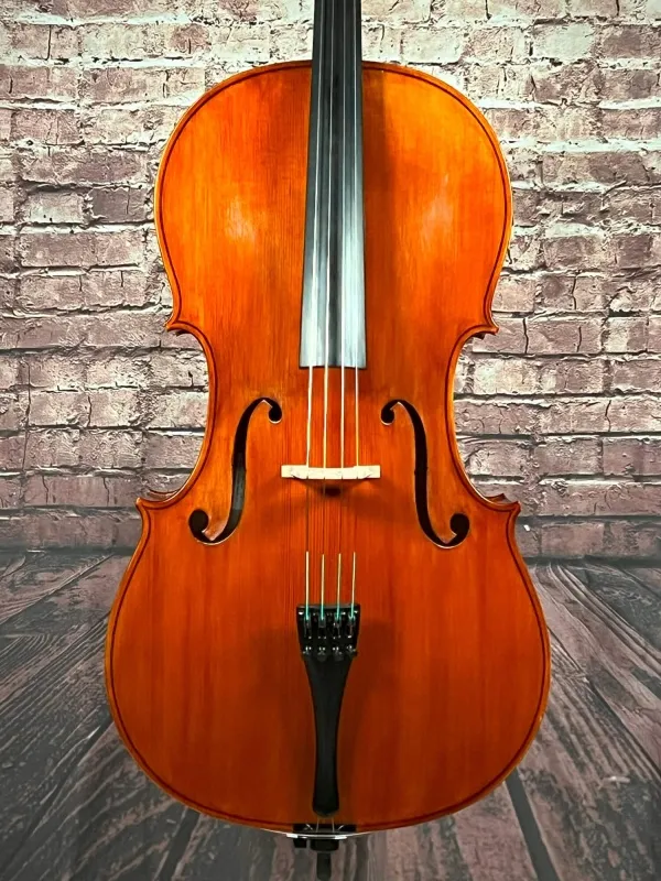 230423 Decke-Detailansicht eines Stoica Alin di Bottega Cello Handarbeit aus Siebenbürgen 2023