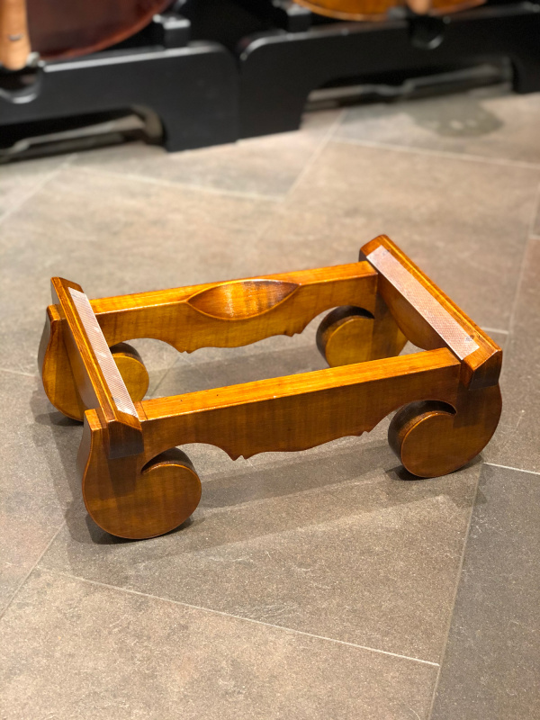 Preview: Design-Holzständer für Cello aus lackiertem Ahorn, Massivholz - 04