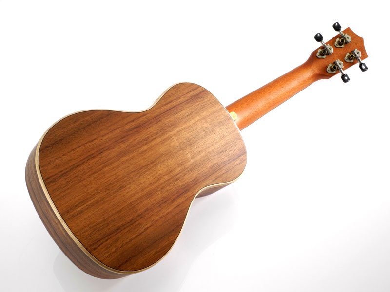 Preview: koki'o Koa Concert-Ukulele mit Tasche