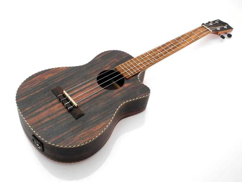 Preview: koki'o Ebenholz Bariton-Ukulele Elektrisch mit Tasche