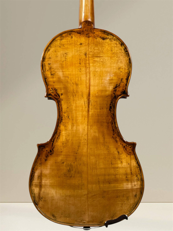 Preview: Geige von Brasnyó Antal (2024), antik lackiert, Bodenansicht