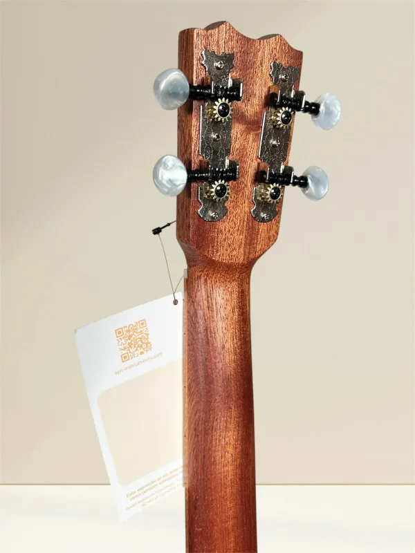 APC Bariton-Ukulele BS Simple – Kopfplatte mit Mechaniken APC Bariton-Ukulele BS Simple – Kopfplatte mit Mechaniken