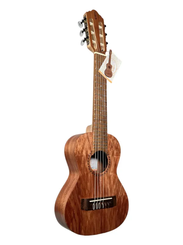 APC GS Guitarlele Modell Simple aus vollmassiver Koa-Akazie – Vorderansicht