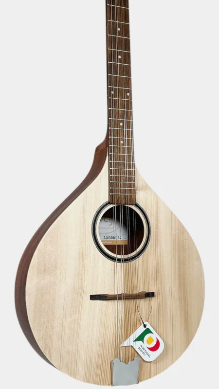 Versetzte Rosette und offenporiges Finish der APC IRB305 - Deckenansicht