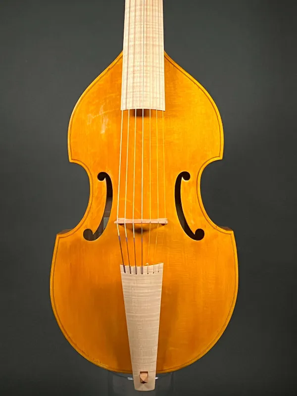 Deckenansicht einer Bakos András 7-Saitige Bass Tenor Viola da Gamba Handarbeit aus Siebenbürgen gebaut 2023