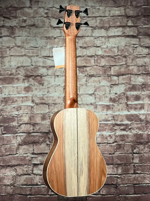 Rück-Detailansicht einer APC Bass Ukulele Modell Classic, Handarbeit aus Portugal