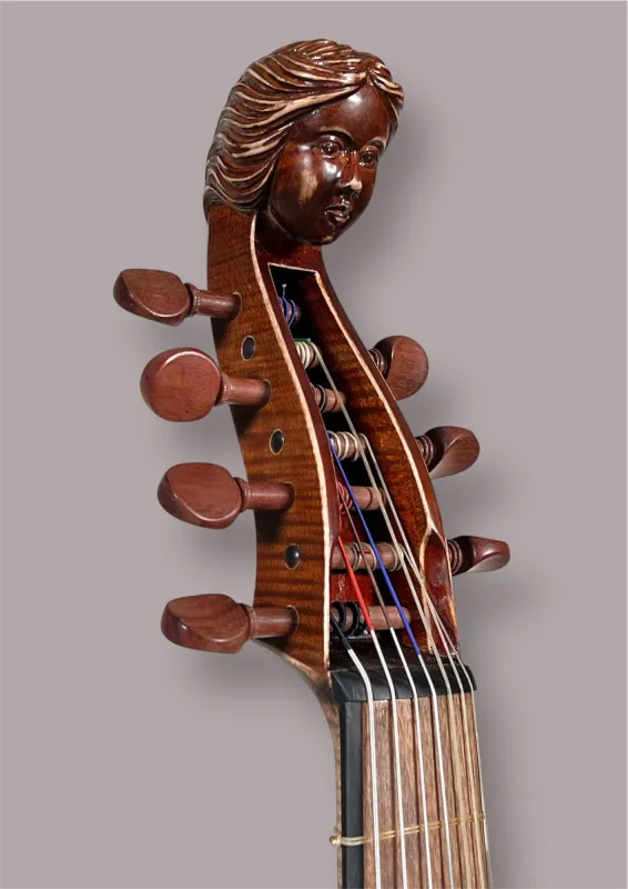 7-saitige Bassgambe nach Nicolas Bertrand gebaut 2024– Schneckeansicht vorne seitlich
