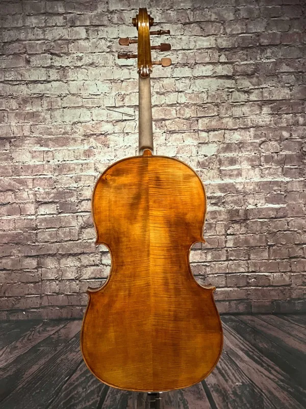 Rück-Detailansicht eines Orbán Zsolt 5-Saiter Meister Cello Handarbeit aus Ungarn 2019