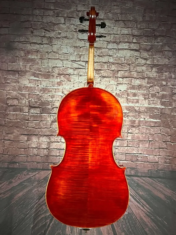 Rück-Detailansicht einer Simon Joseph Montagnana Cello (Violoncello) Handarbeit 2022