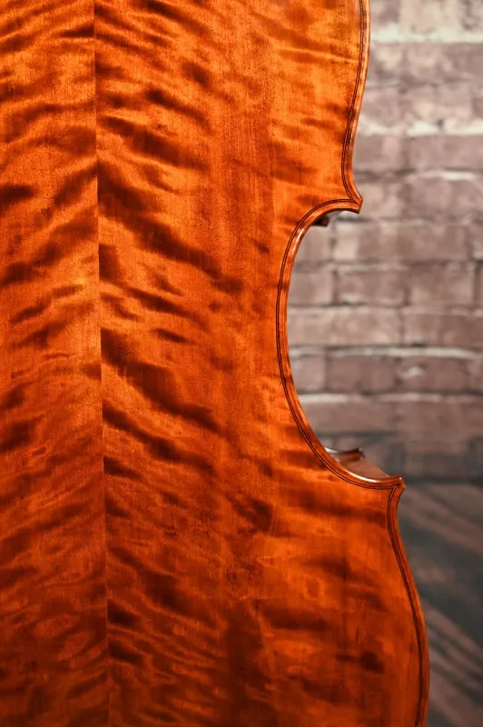 C-Kantenansicht eines Simon Paul 7/8 Meister Cello (Violoncello) GUADAGNINI Modell, gebaut 2023