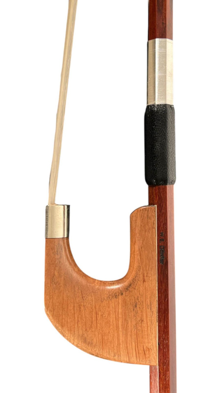 Preview: Dörfler Kontrabass BASISBOGEN W. Dörfler – Birnenholzfrosch – Detail 2