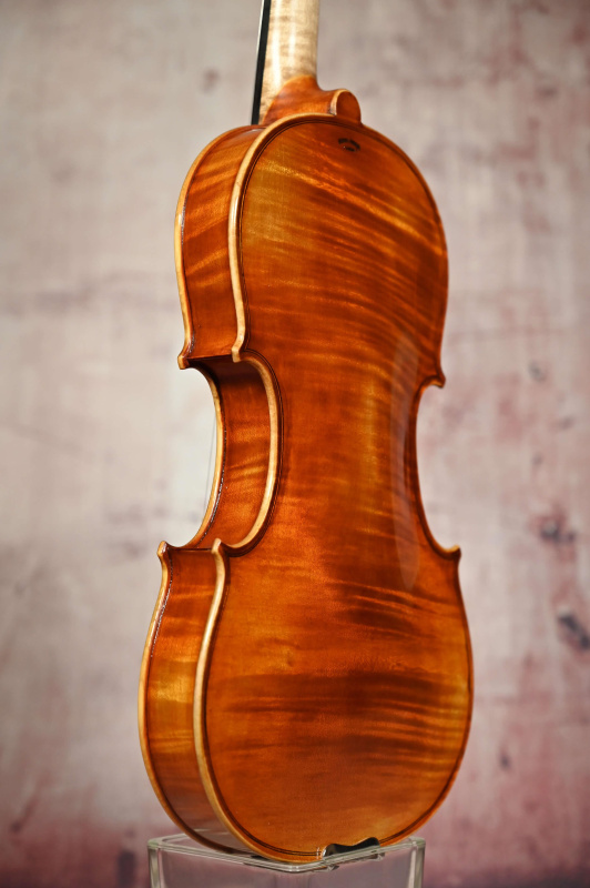 Preview: Boden-Zargenansicht einer Simon Joseph 5Saiter 4/4 Meister Geige (Violine) Handarbeit 2023