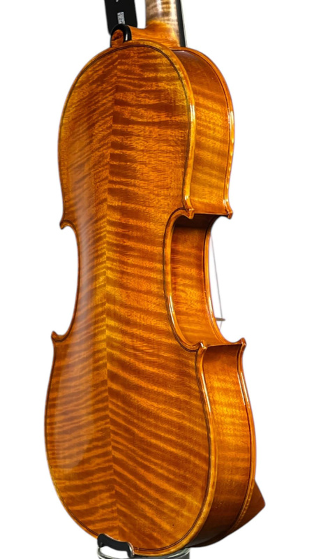 Preview: Conrad Götz Geige (Violine) Modell CANTONATE 150CA-S_Boden-Seitenansicht