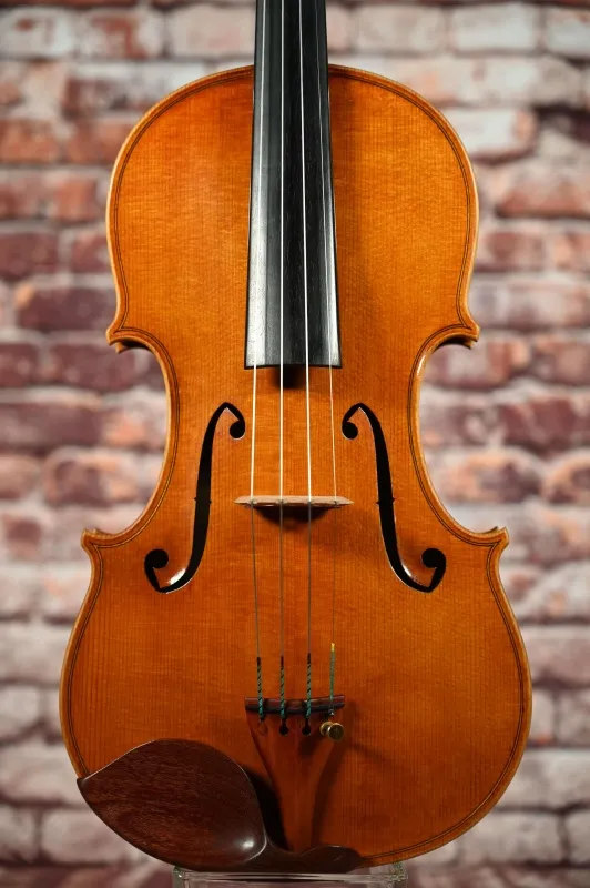 Deckenansicht einer Kalas Csaba Meister Geige (Violine) GUARNERI OLE BULL Modell gebaut 2020