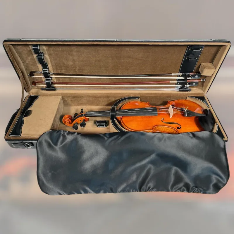 Exklusives GL-Lederetui für Violine mit braunem Innenfutter aus Veloursstoff mit Geige und Decke