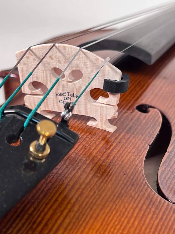 Preview: Klang-Clip zur Verbesserung des Violin-Klangs - auf dem Steg montiert, Ansicht 3