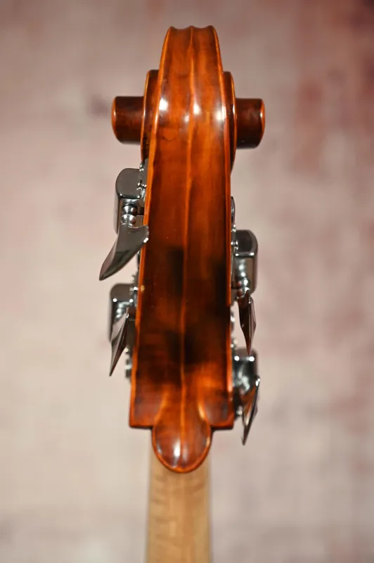 Reghino Birnenform Mini Bass 1/16 Kontrabass - Schneckenansicht-hinten