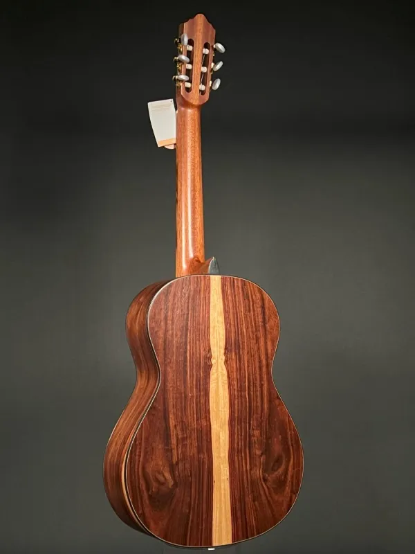 Rueckansicht einer APC Konzert (Classic) Gitarre Modell Exotic Granadillo S 4/4 Größe