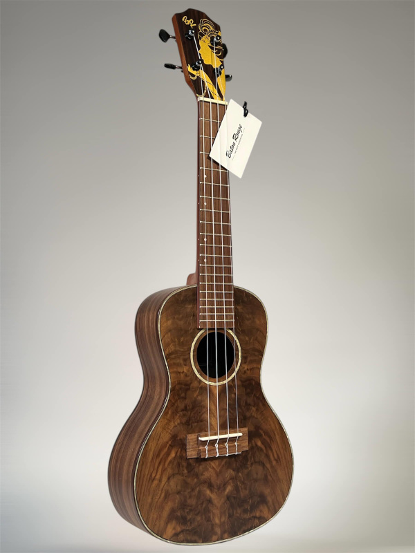 Preview: Baton Rouge UV31-C-WN Walnuss Concert Ukulele