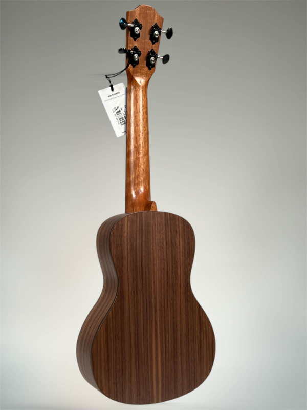 Preview: Baton Rouge UV31-C-WN Walnuss Concert Ukulele_Rueckansicht