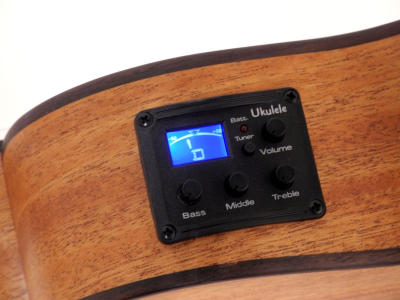 Preview: koki'o Massivmahagoni-Mahagoni Concert Ukulele Elektrisch mit Tasche