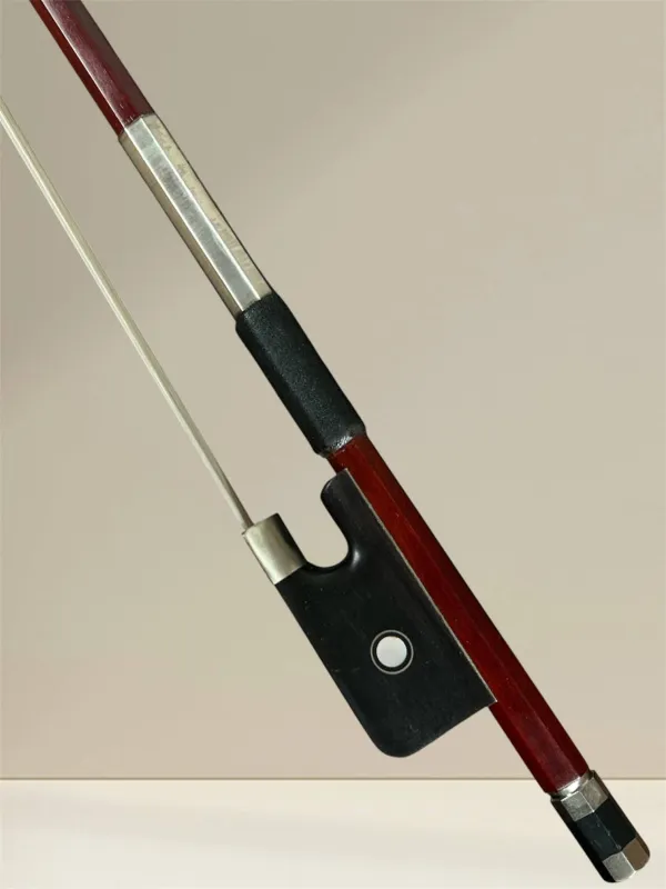 Petz 1080DB-FR Bassbogen französisches Modell - Froschansicht