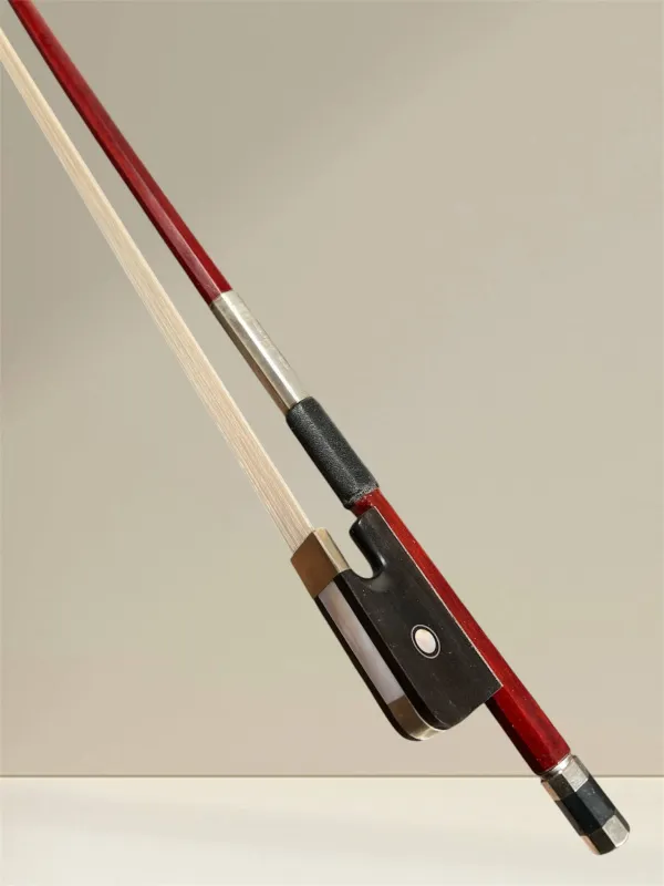 Petz 1080DB-FR Bassbogen französisches Modell - Froschansicht 2