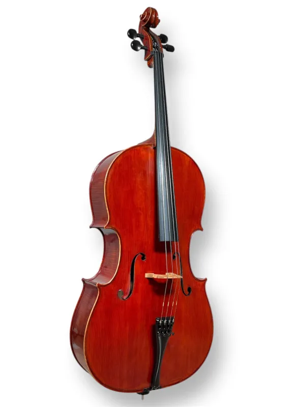 Simon Joseph 4/4 Meister-Cello nach Guadagnini „von Kohner“ 1743, gebaut 2023 – Vorderansicht, seitlich