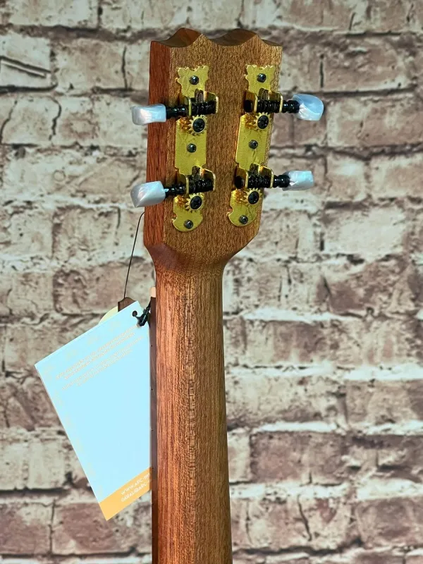 Kopf-unten-Detailansicht einer APC C RW Concert Ukulele Modell Classic, Handarbeit aus Portugal