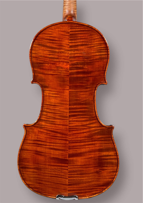 Preview: Restaurierte 4/4 Violine ca. 1900 mit Evah Pirazzi Saiten und Ebenholz-Setup - Bodenansicht