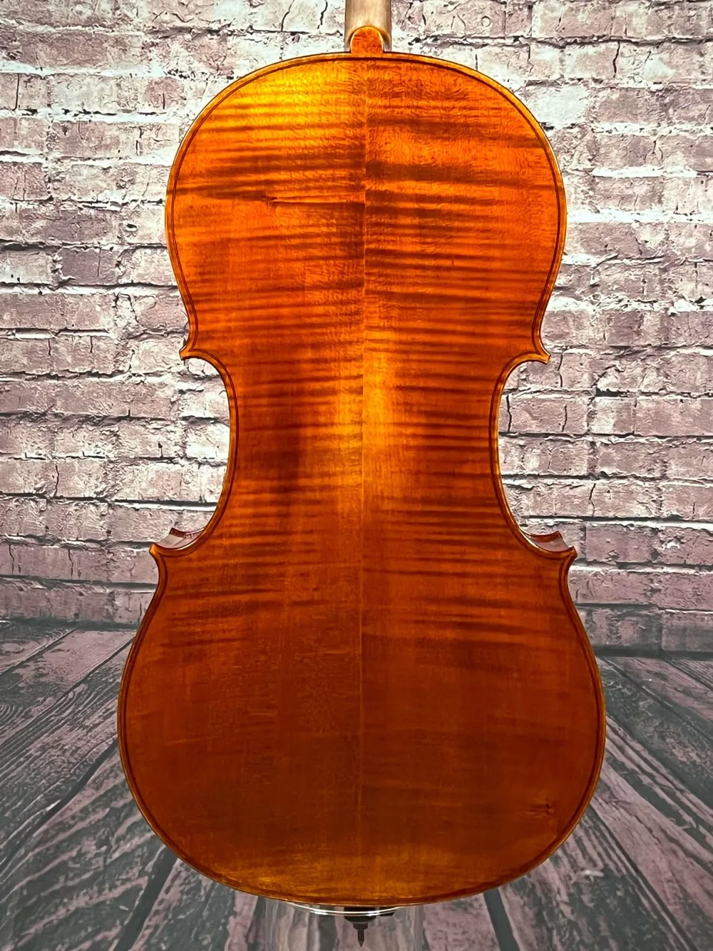 230423 Boden-Detailansicht eines Stoica Alin di Bottega Cello Handarbeit aus Siebenbürgen 2023