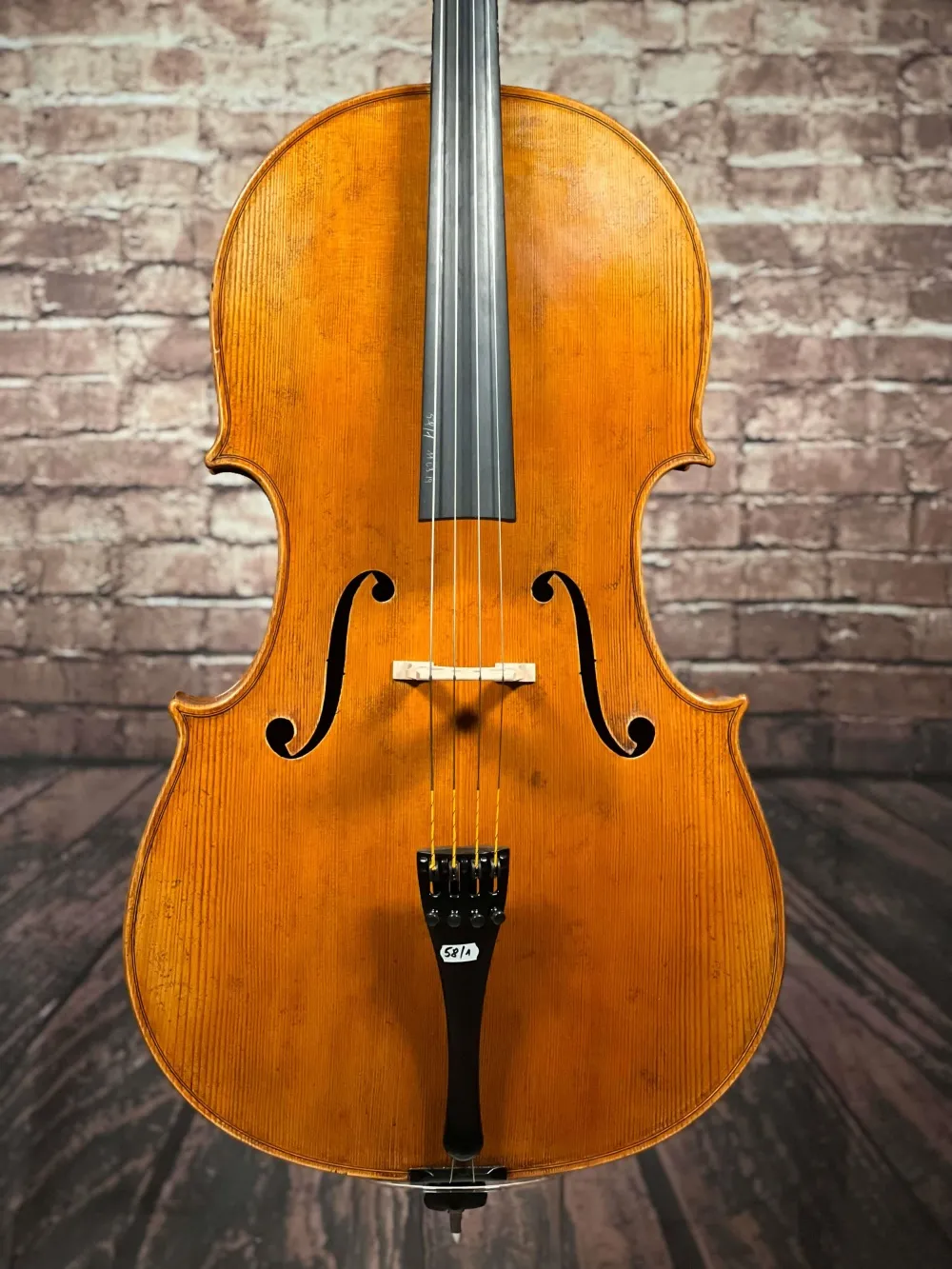 Decken-Detailansicht einer Simon Joseph Goffriller Cello (Violoncello) Handarbeit 2019
