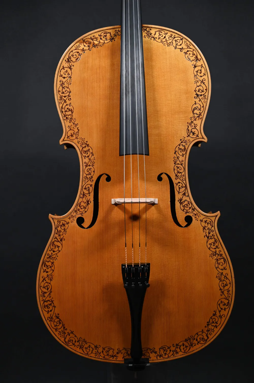 Deckenansicht eines Kalas Csaba 4/4 Meister Cello (Violoncello) nach Stradivarius Handarbeit 2022