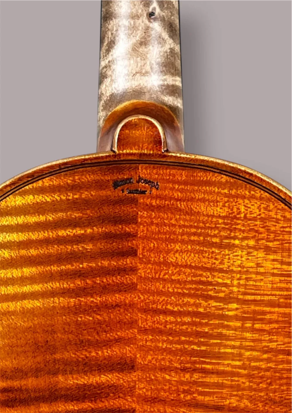 Brandstempelansicht einer Simon Joseph 5Saiter 4/4 Meister Geige (Violine) Handarbeit 2023