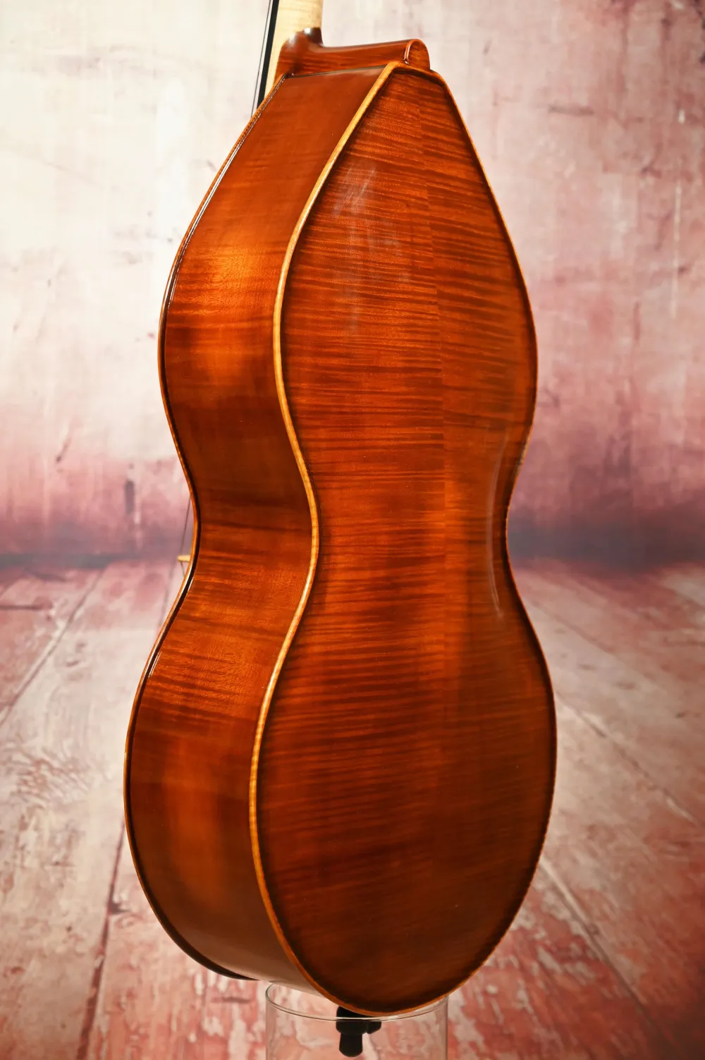 Reghino Birnenform Mini Bass 1/16 Kontrabass - Boden-Zargenansicht