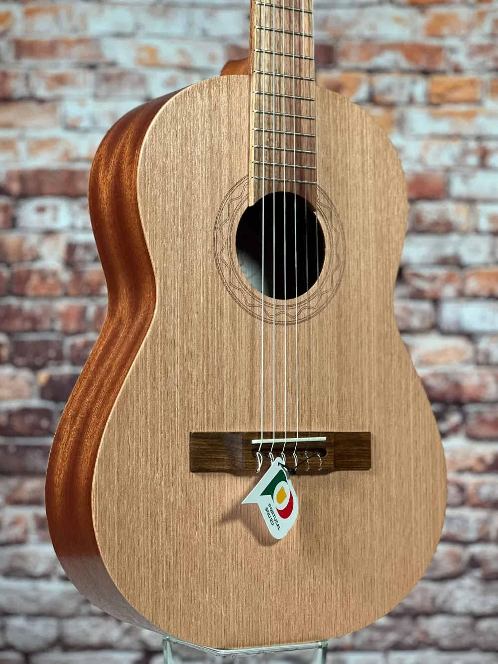 Decke-Detailansicht einer APC Kontert (Classic) Gitarre Modell GC200 OP 3/4