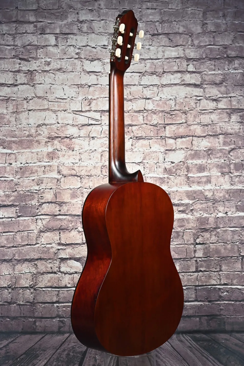 Rück-Detailansicht einer VALENCIA VC204CSB 4/4 Konzertgitarre (Klassische Gitarre) Modell Classic Sunburst