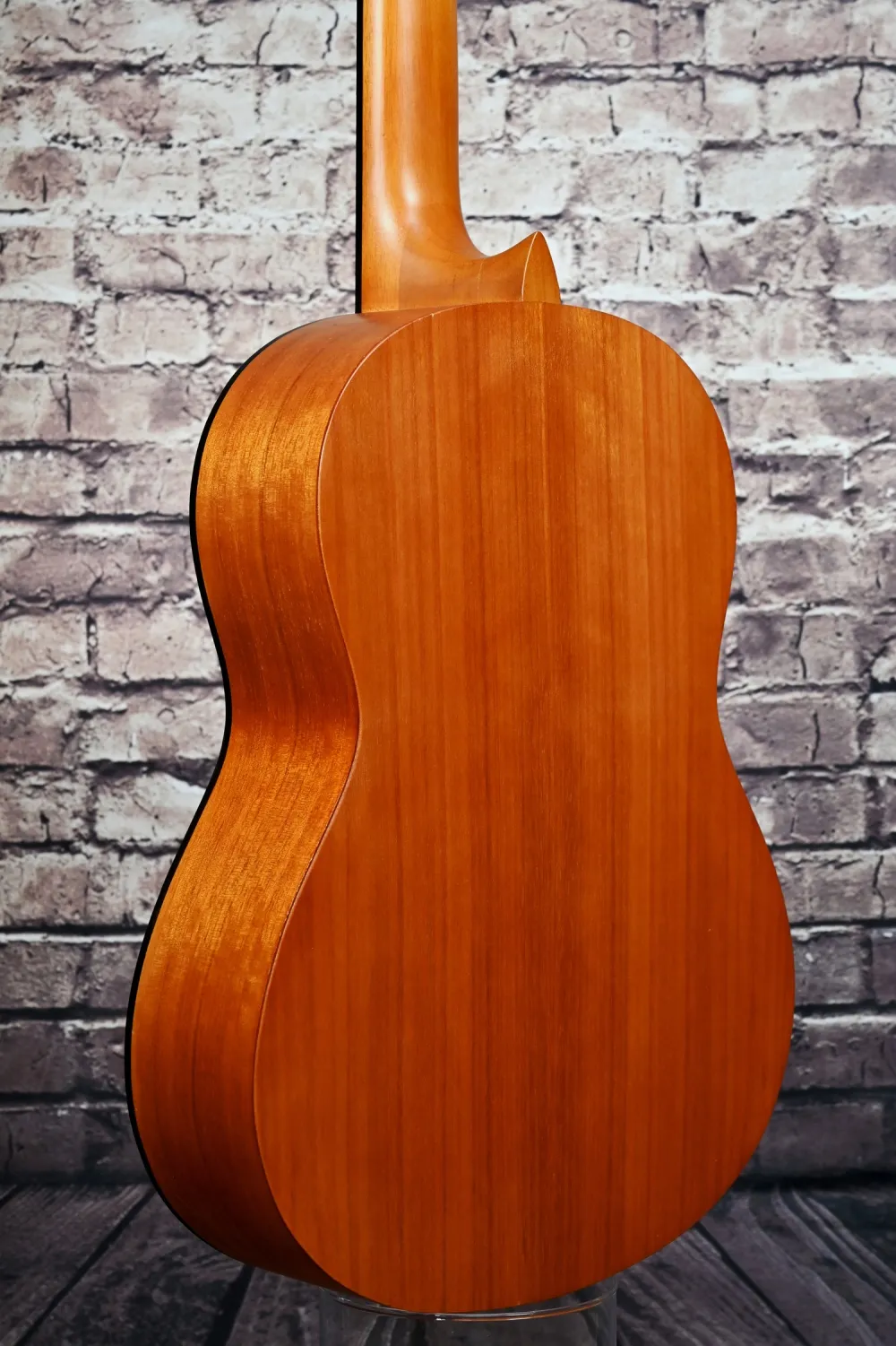 Boden-Detailansicht einer VALENCIA VC204 4/4 Konzertgitarre (Klassische Gitarre) Modell Antique Natural