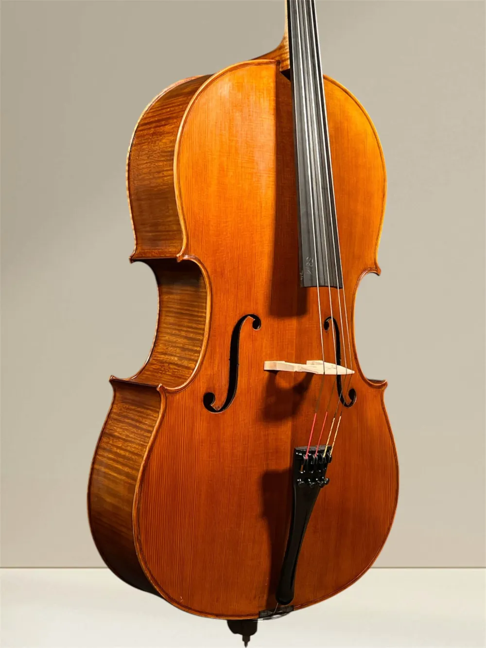 Vultur Calin 4/4 Cello nach Montagnana Sleeping Beauty Modell Baujahr 2018 - Decke- und Zargeansicht