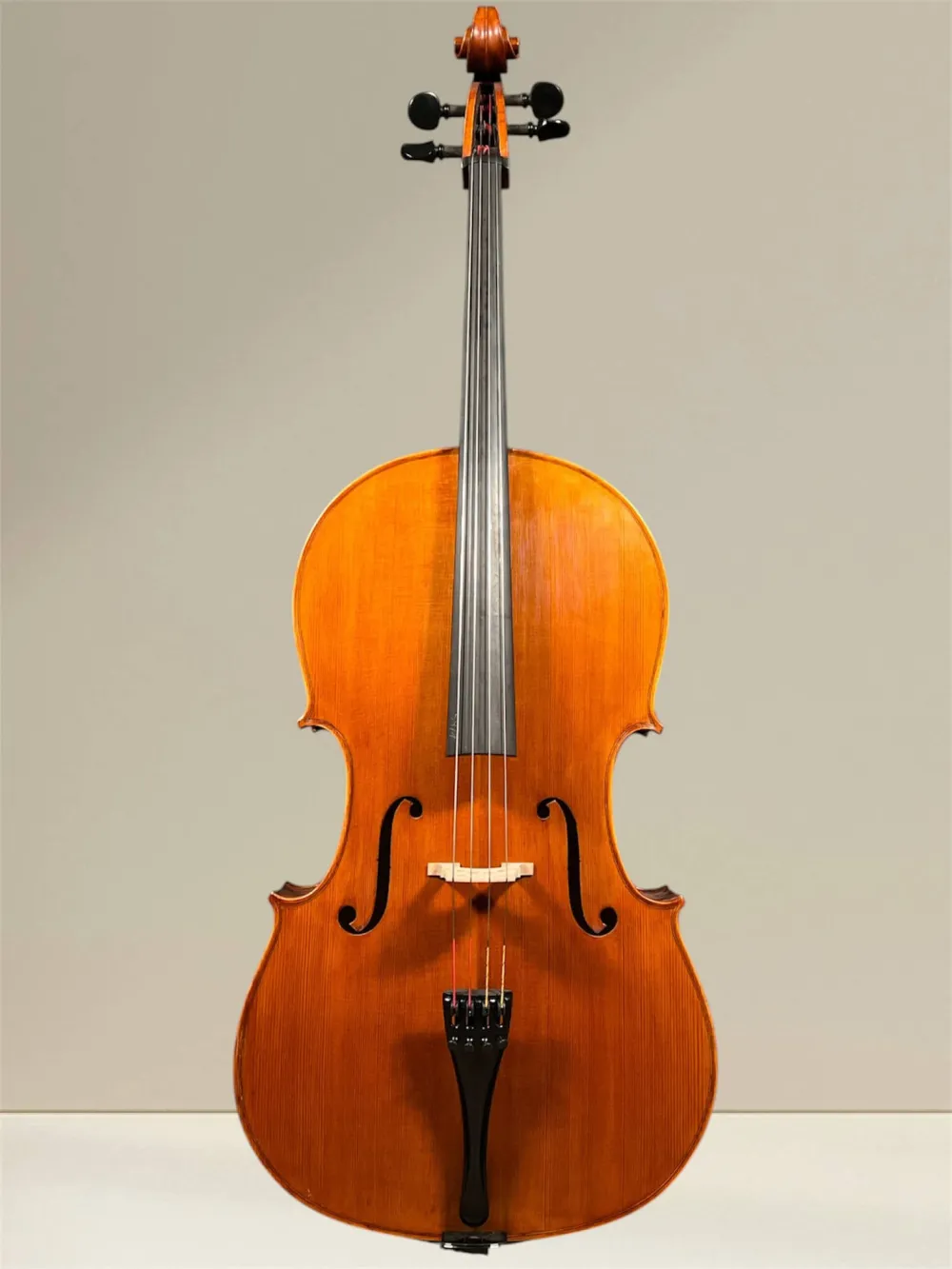 Vultur Calin 4/4 Cello nach Montagnana Sleeping Beauty Modell Baujahr 2018 - Vorderansicht