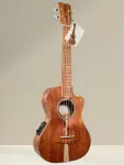 APC TT CW Traditional Tenor Ukulele – Vollmassive Akazie, Cutaway, mit Tonabnehmer & Stimmgerät